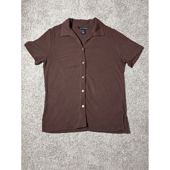 Briggs New York Tops - Y2K Briggs New York Womens Small Brown Textured Short Sleeve Button Up Shirt Top